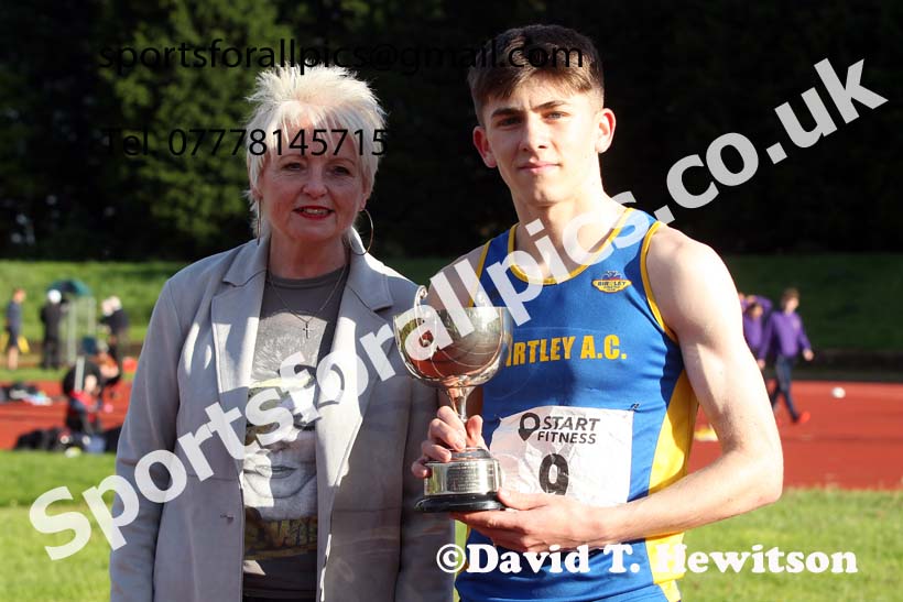800 metres, 2021 North East Grand Prix No. 2, Monkton, Wednesday, May 19th. Photo: David T. Hewitson/Sports for All Pics
